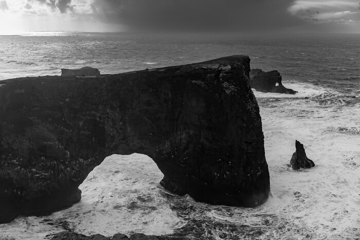 19 Photos Of Iceland’s Most Unforgiving Coastline By Vilhelm Gunnarsson 19 Photos Of Iceland’s Most Unforgiving Coastline By Vilhelm Gunnarsson