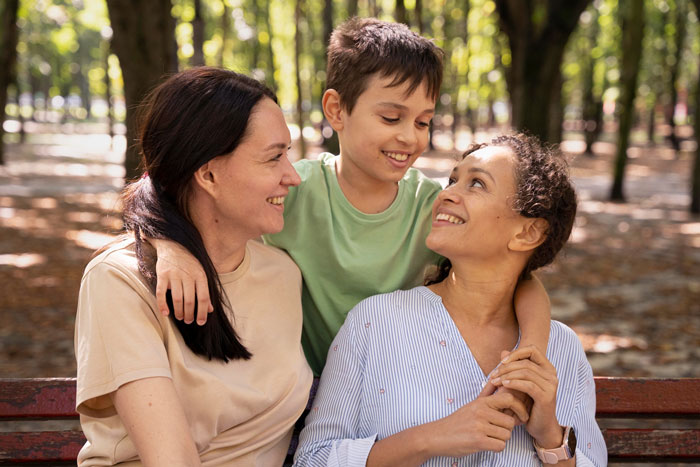 Lesbian Ex Wants 8YO Son To Call Her Affair Partner Mom, Betrayed Ex-Hubby Criticized For Stopping Her