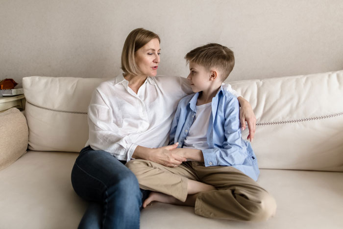 Lesbian Ex Wants 8YO Son To Call Her Affair Partner Mom, Betrayed Ex-Hubby Criticized For Stopping Her