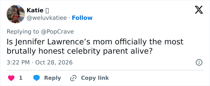 Jennifer Lawrence Reveals Her Mom’s Brutal Comment At ‘The Hunger Games’ Premiere That She Still Thinks About Jennifer Lawrence Reveals Her Mom’s Brutal Comment At ‘The Hunger Games’ Premiere That She Still Thinks About