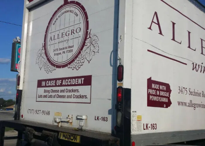 50 Truckers Who Turned Their Vehicles Into Giant Moving Jokes
