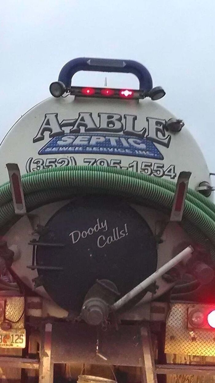 50 Truckers Who Turned Their Vehicles Into Giant Moving Jokes