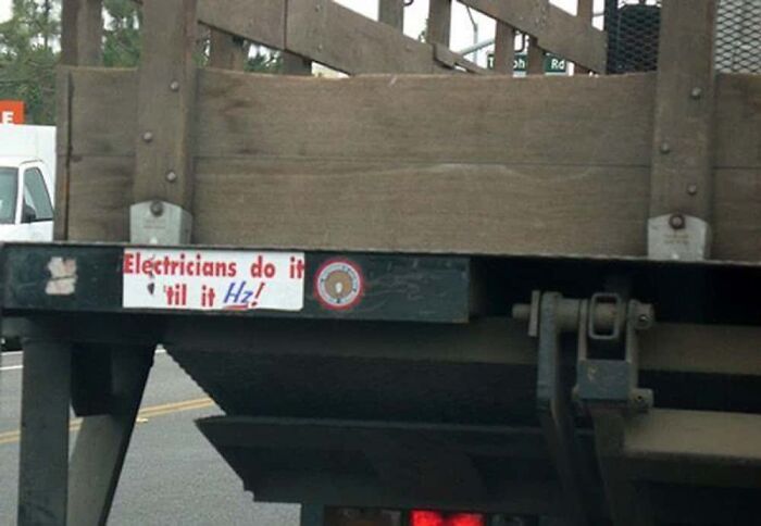 50 Truckers Who Turned Their Vehicles Into Giant Moving Jokes