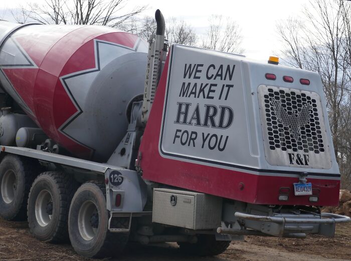 50 Truckers Who Turned Their Vehicles Into Giant Moving Jokes