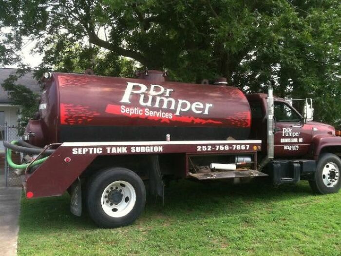 50 Truckers Who Turned Their Vehicles Into Giant Moving Jokes