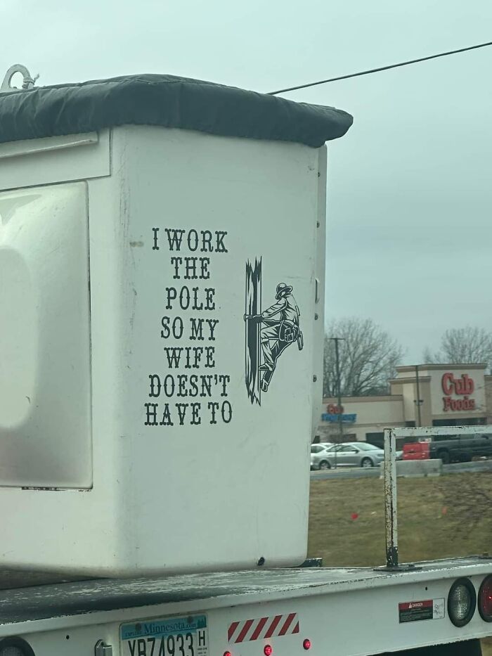 50 Truckers Who Turned Their Vehicles Into Giant Moving Jokes