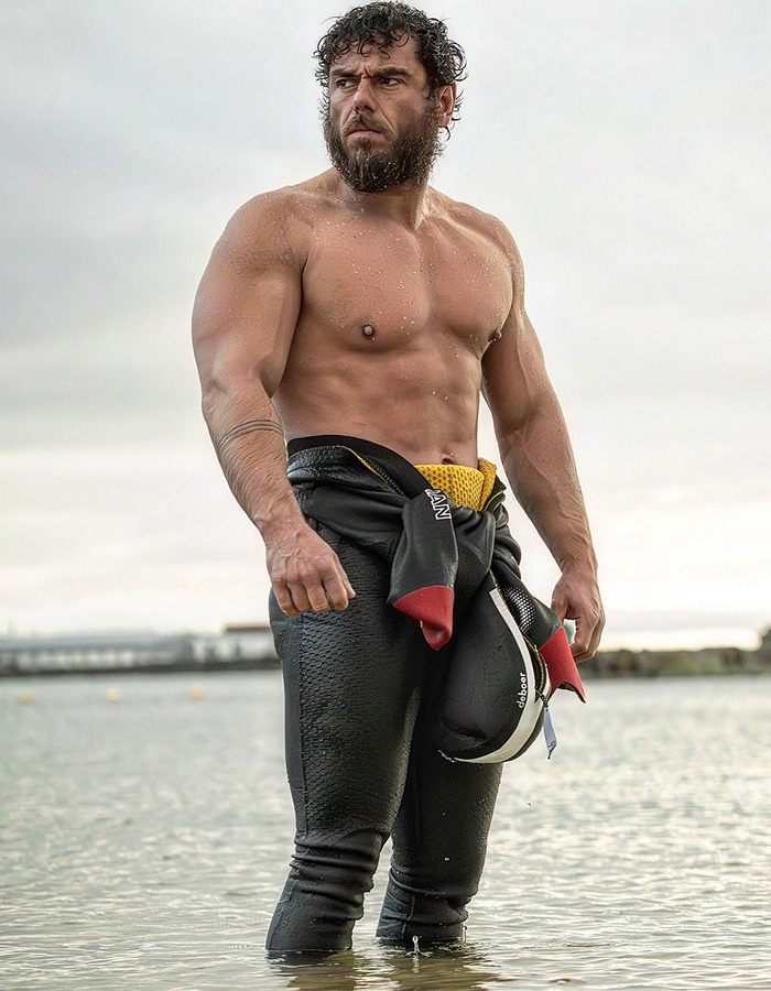Extreme Swimmer Reveals Horrifying Phenomenon That Happened To His Tongue During Nearly 2,000-Mile Challenge Extreme Swimmer Reveals Horrifying Phenomenon That Happened To His Tongue During Nearly 2,000-Mile Challenge