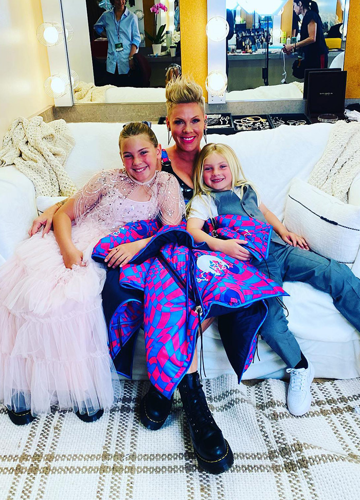 Pink Cheekily Claps Back After Viral Makeup-Free Photo Invited Cruel Comments