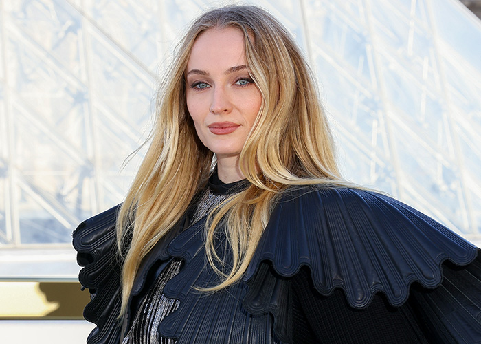 Sophie Turner Hit With Fresh Plastic Surgery Speculation After Latest Appearance Sparks Concern Sophie Turner Hit With Fresh Plastic Surgery Speculation After Latest Appearance Sparks Concern