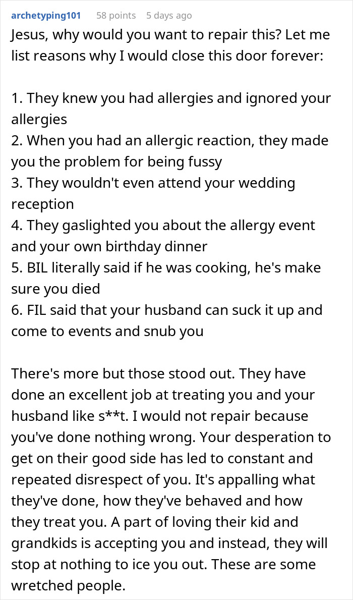 Woman Goes To Her Birthday Dinner Expecting Cake, Gets An Allergy Scare And A Family Ban Instead