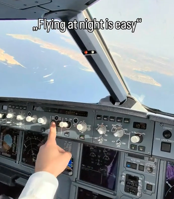 “New Fear Unlocked”: Pilot’s Cockpit Video Shocks Millions As Viewers Discover The Reality Of Nighttime Flying “New Fear Unlocked”: Pilot’s Cockpit Video Shocks Millions As Viewers Discover The Reality Of Nighttime Flying