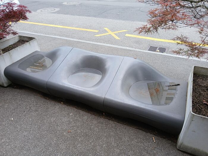 76 Absurd Signs, Products, And Moments That Might Make You Laugh, Groan, And Shake Your Head At Once 76 Absurd Signs, Products, And Moments That Might Make You Laugh, Groan, And Shake Your Head At Once