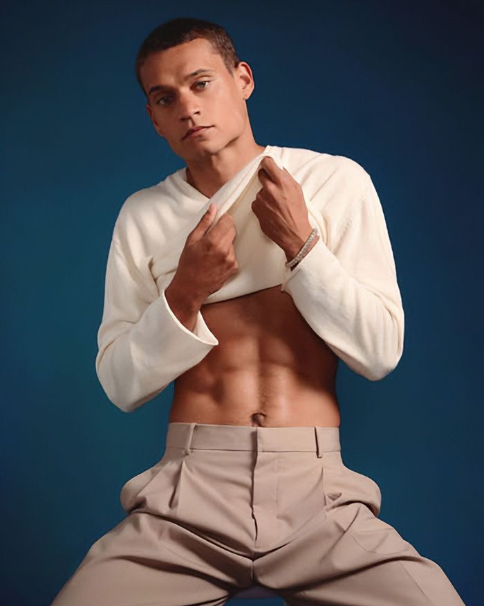 Odd Detail In Star’s ‘Sexiest Man Alive’ Photoshoot Has Fans Questioning His Grooming Habits