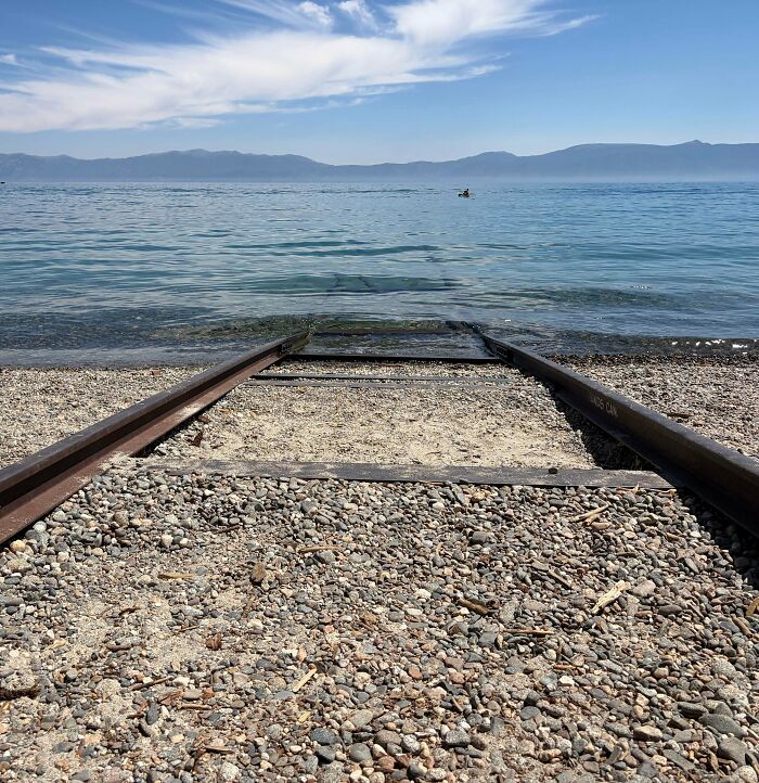 64 Unnerving Photos Of Submerged Objects That Show Why Some People Fear What&rsquo;s Underwater (New Pics)