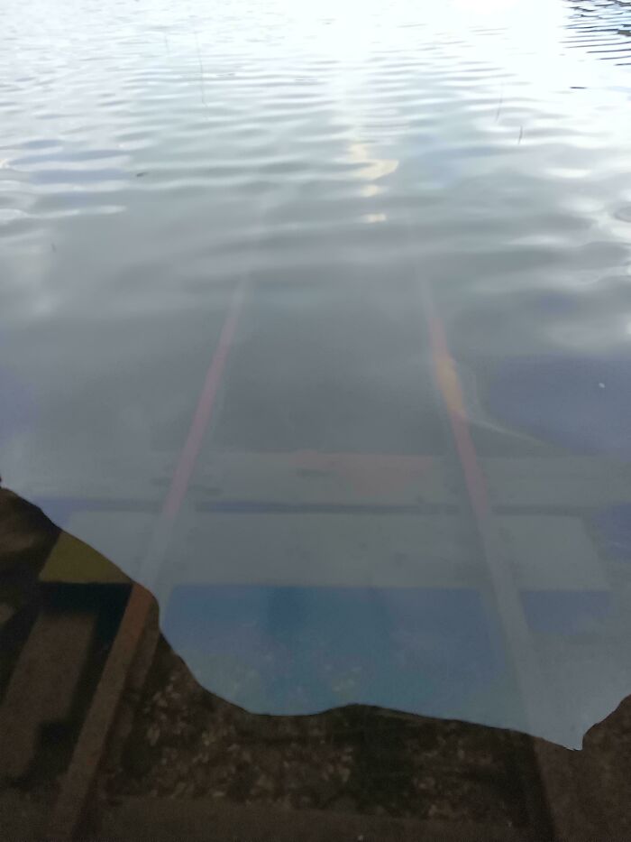 64 Unnerving Photos Of Submerged Objects That Show Why Some People Fear What&rsquo;s Underwater (New Pics)