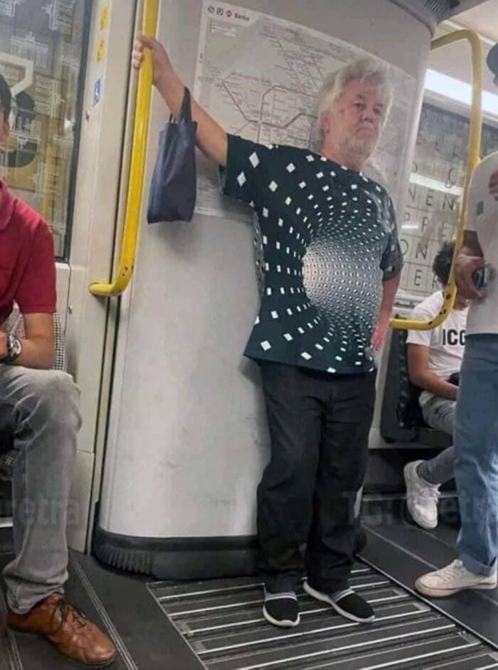 These 101 Photos Might Make You Wonder If Your Eyes Are Playing Tricks On You