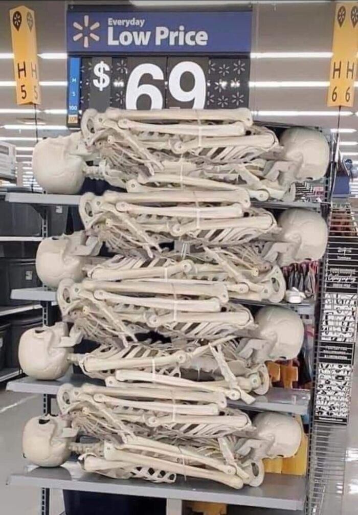 These 78 Halloween Memes Are Perfect For Those Who Like Their Spooky Season A Little Twisted