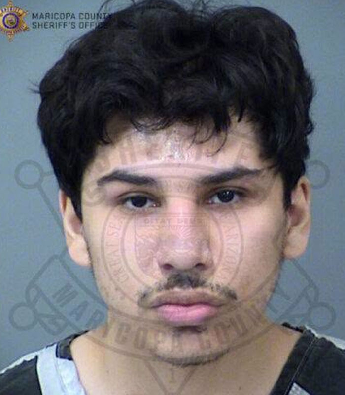 Mom Fights Off Attacker While Her 2 Young Kids Are Home, Then Learns Her Own Fianc&eacute; Recruited Him