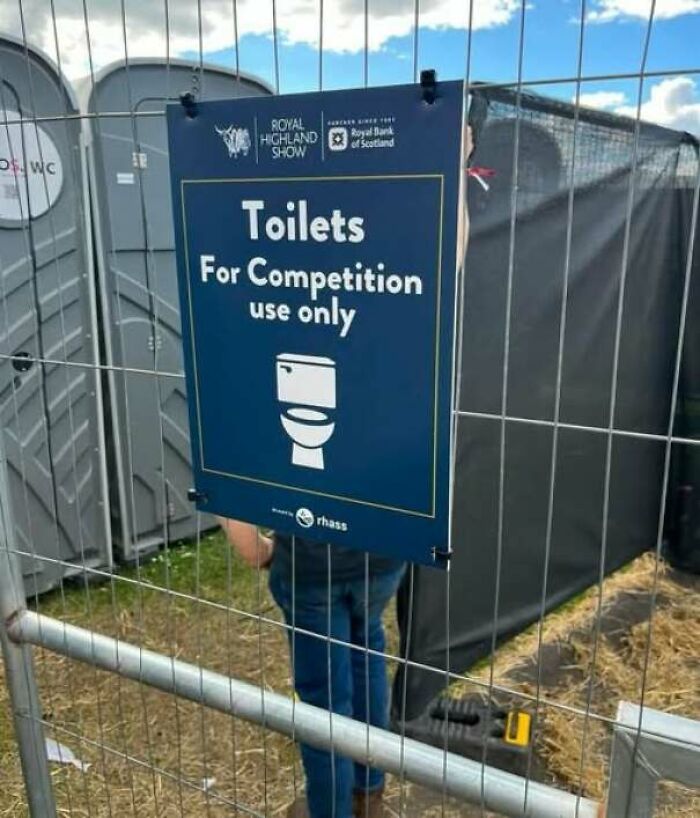 56 Hilarious Ads And Signs That Clearly Missed The Mark, As Shared By This Facebook Group (New Pics)